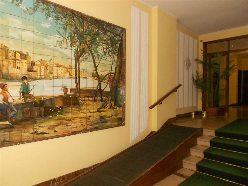 Hotel Rona 2*