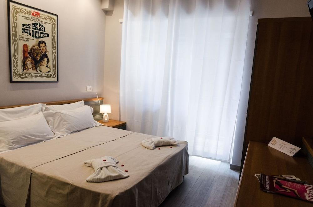 Rona Hotel Roma